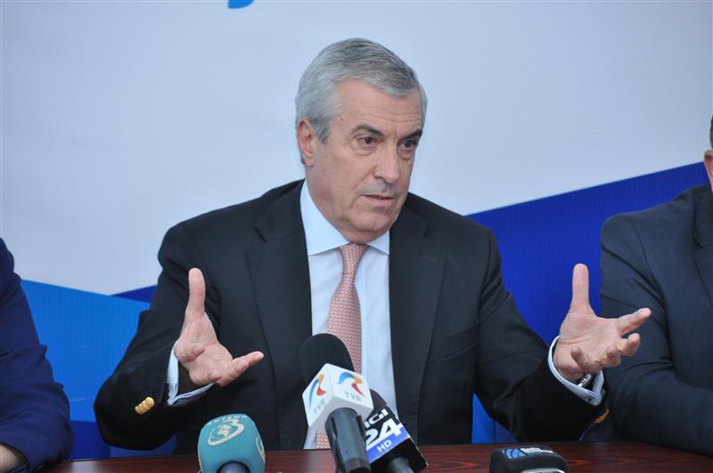 Tăriceanu, venit la Cluj, a şi făcut primele achiziţii pentru PLR