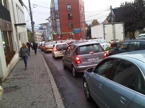 Cercetătorii clujeni dezvoltă o aplicaţie care recunoaşte pietonii în trafic. Cum funcţionează