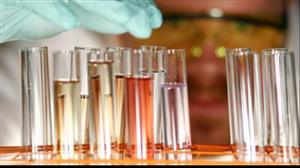 Experimente în aer liber, de Ziua Porţilor Deschise la Facultatea de Chimie
