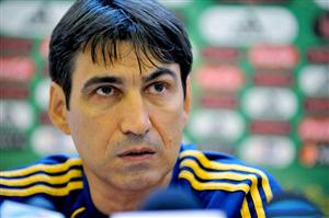 Pițurcă a părăsit naționala României și a semnat cu Al Ittihad 