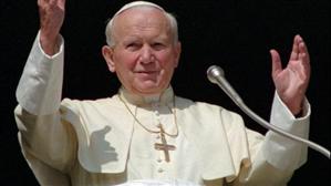 Crucea Tineretului, sfințită de Papa Ioan-Paul al II-lea, ajunge la Cluj