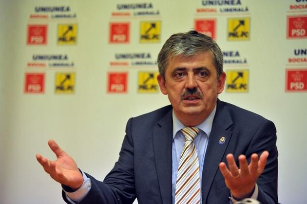 Horea Uioreanu se întoarce acasă. A fost eliberat din Penitenciarul Gherla