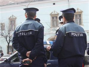 Poliţiştilor li s-a pus pata pe şoferii indisciplinaţi: amenzi de peste 32.000 de lei