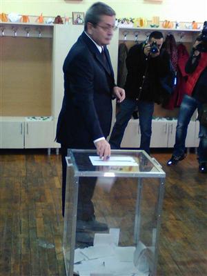 Ioan Rus, matinal, a votat pentru prosperitate FOTO
