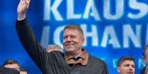 Iohannis: Băsescu să recheme diplomaţii şi Ponta să vină cu bugetul