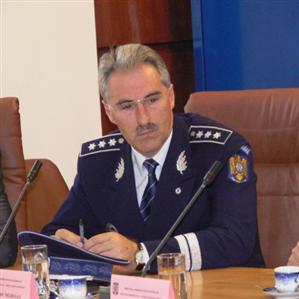 Şefii Poliţiei bistriţene, reţinuţi de DNA Cluj. Sunt acuzaţi de fapte grave de corupţie