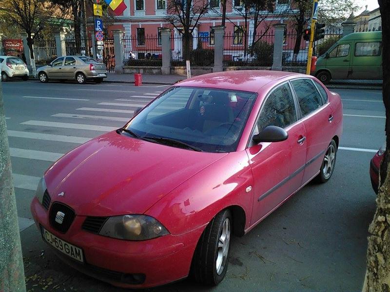 RUPE-ŢI PERMISUL: Cinci metri? Prea mult, mai bine doi centimetri!