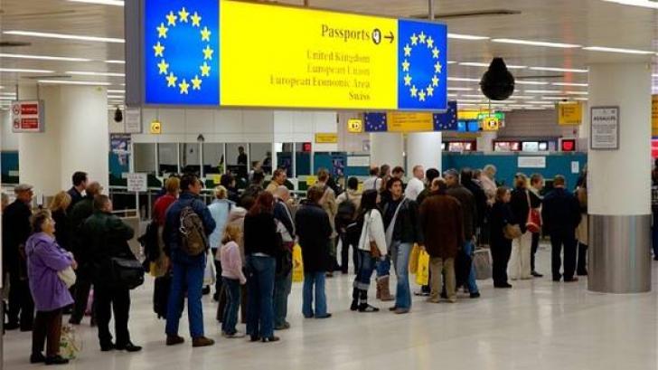 Imigranţii din UE ar putea fi obligaţi să se înregistreze la poliţie după sosirea în Marea Britanie