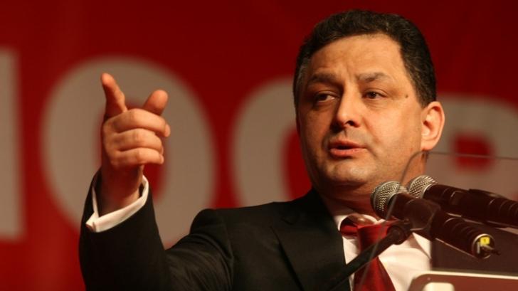 Vanghelie: Ponta nu mai are şanse să rămână preşedinte sau altceva în PSD, Dragnea e ”mincinos” 