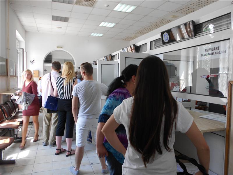 Clujenii se grăbesc să-şi plătească impozitele locale. Unde le pot achita