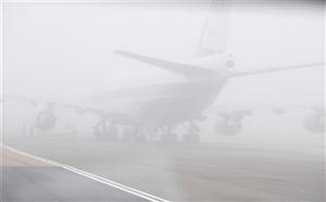 Traficul aerian, dat peste cap de ceață