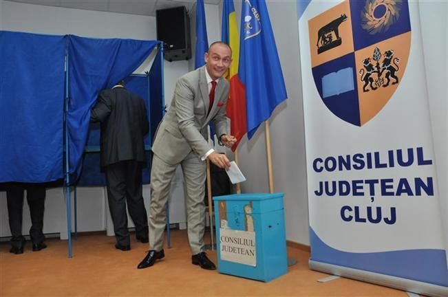 Seplecan îi face plângere penală 