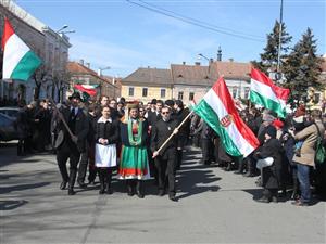 Cinci candidaţi propuşi pentru preşedinţia Partidului Popular Maghiar din Transilvania