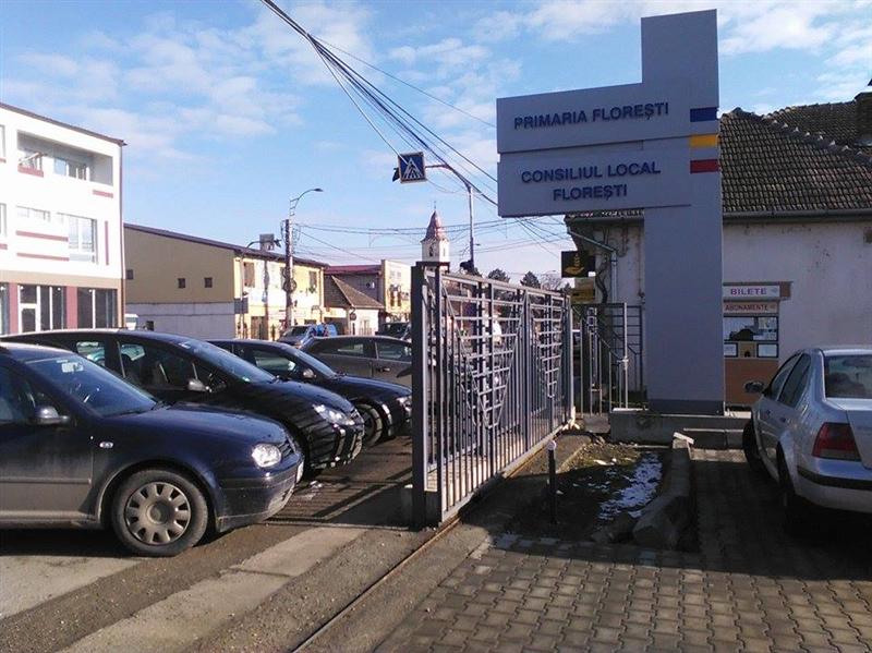Dispar cablurile electrice aeriene pe DN1, în Floreşti