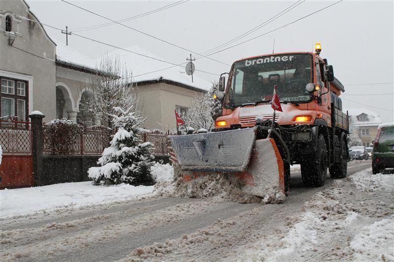 Situaţia drumurilor din judeţ. Ce măsuri au luat autorităţile în ultimele ore