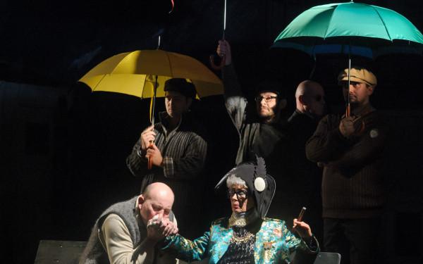 Teatrul Maghiar sărbătoreşte Ziua Îndrăgostiţilor cu oferte la bilete şi vin 