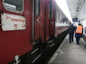 Conductor de tren, cercetat de poliţişti. Află cum îşi rotunjea veniturile pe seama călătorilor 