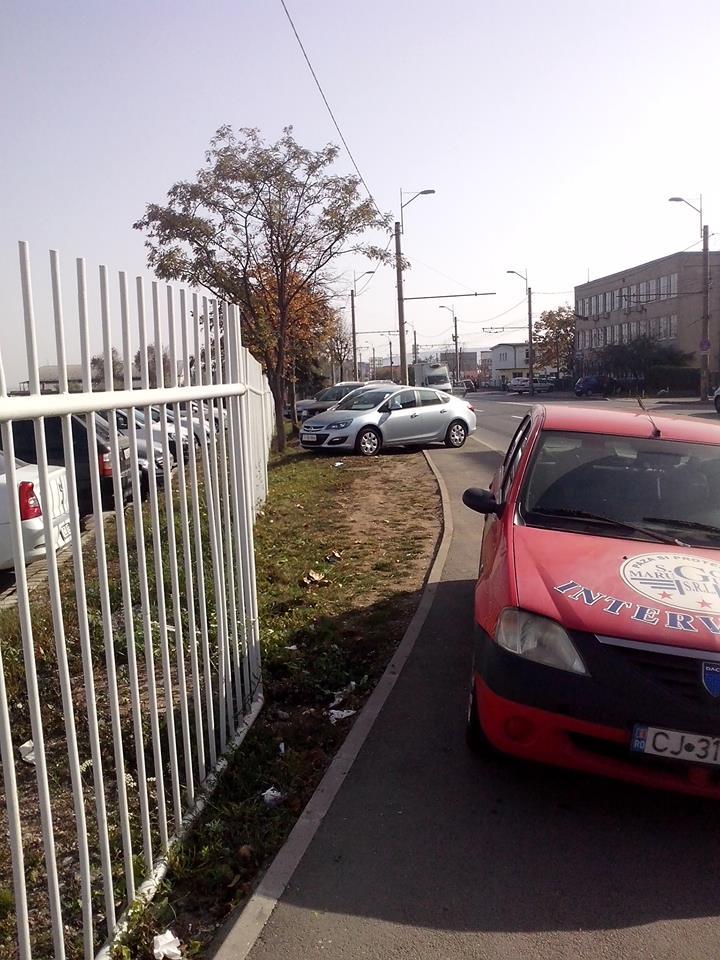 Un clujean cere stand de taxi la intrarea în aerogară. Sunteţi de acord cu el?