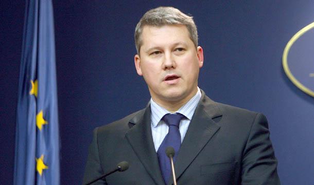 Propuneri liberale: reducerea TVA, eliminarea accizei și a taxei pe stâlp