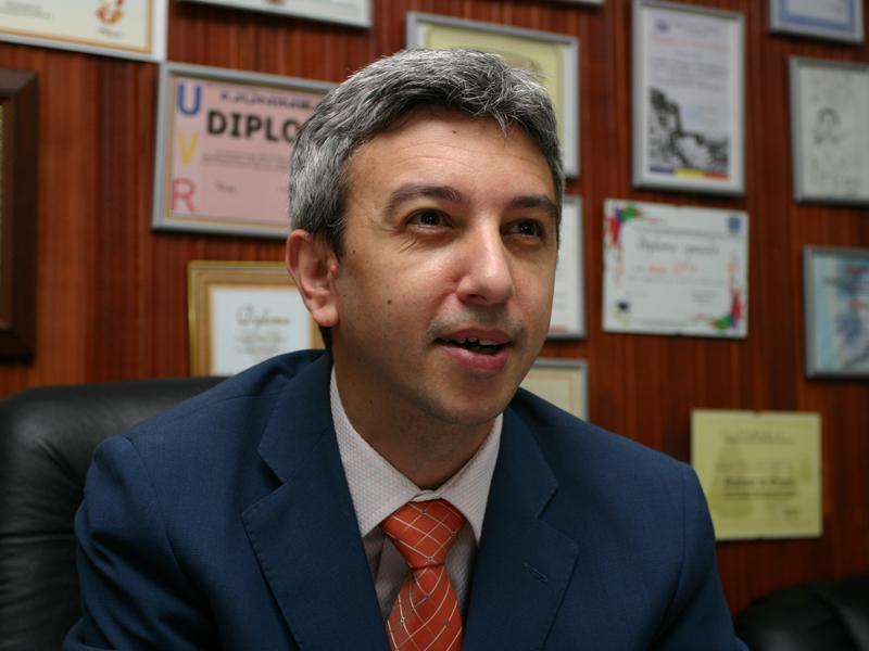 Dan Diaconescu, condamnat definitiv la cinci ani şi şase luni de închisoare cu executare 