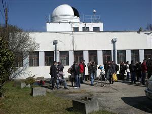 Spectacol pe cer: cum s-a văzut eclipsa parţială de soare la Observatorul Astronomic din Cluj FOTO