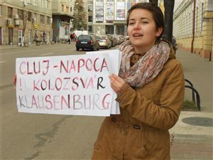 Politicieni şi studenţi români şi maghiari vorbesc despre multiculturalitate şi multilingvism la Cluj 