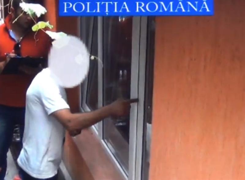 Doi tineri bănuiţi că ar fi lăsat un clujean fără 10.000 de lei, percheziţionaţi de poliţişti