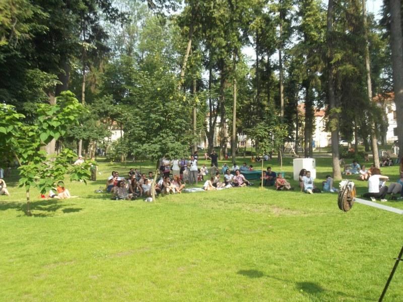 Activităţi pentru copii şi tur de observare, în Parcul Central şi pădurea Hoia, de Ziua Păsărilor 
