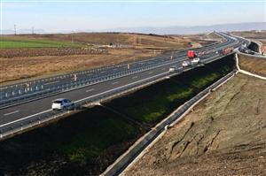 Tot mai aproape de Vest. S-a anunţat câştigătorul licitaţiei pentru un nou tronson al Autostrăzii Transilvania. Cât costă lucrările