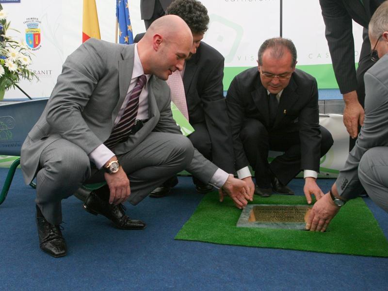 Cum a ajuns Paszkany din mare investitor în „Cartierul Tineretului