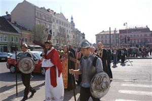 100 de greco-catolici la procesiunea 