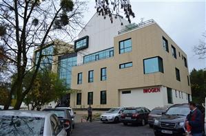 Cercetare cu fonduri zero. Cel mai modern centru de cercetare medicală din România, lăsat de izbelişte