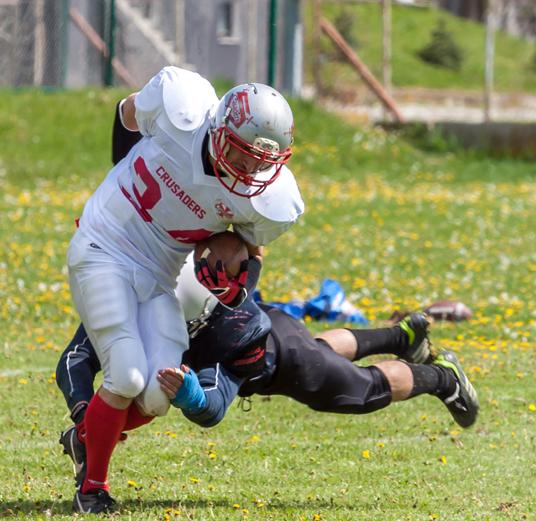 Echipa de fotbal american Cluj Crusaders rămâne neȋnvinsă