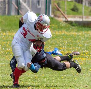 Echipa de fotbal american Cluj Crusaders rămâne neȋnvinsă