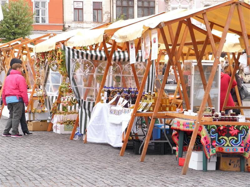 Meşterii populari din toată ţara îşi dau întâlnire la Cluj 