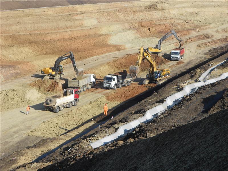 S-a semnat contractul pentru reluarea lucrărilor la tronsonul de autostradă Borş-Suplacu de Barcău