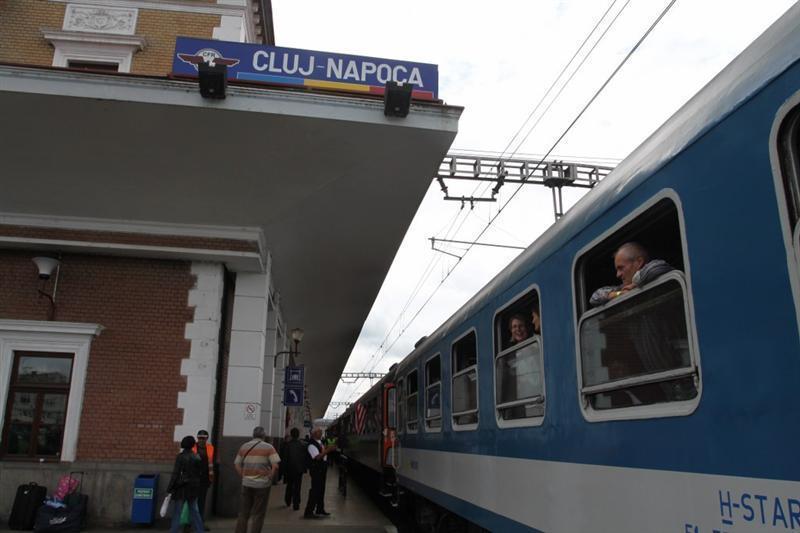 Trenuri suplimentare în minivacanţa de Rusalii 