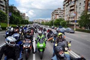 Paradă pe motoare, sâmbătă, la Cluj 