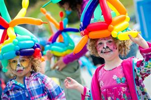 Ziua Copilului, sărbătorită cu fast în Parcul Central: ateliere, jocuri şi concursuri pentru cei mici şi cei mari