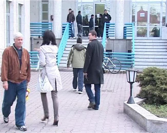Munca la negru, în floare la Cluj. 17 persoane cercetate pentru angajarea de persoane la negru