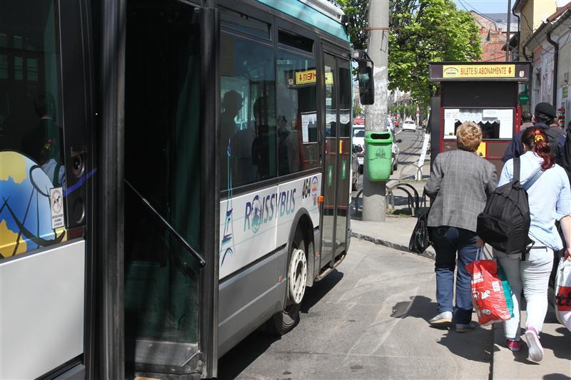 Modificări în transportul public. Unui autobuz i se scurtează traseul
