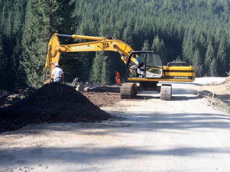 S-a semnat contractul pentru reabilitarea drumului Răchițele – Prislop – Ic Ponor