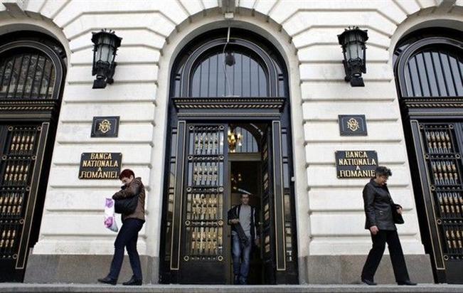 Contul curent al balantei de plati a avut un deficit de 12 ori mai mic ca anul trecut