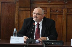 Confruntare dură la Berăria Culturală între doi universitari: Vușcan și Papahagi