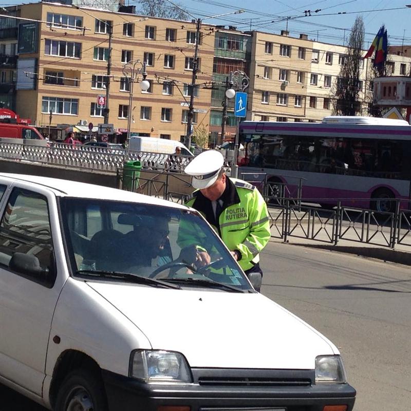 Poliţiştii taie în carne vie. Amenzi de 10.000 de lei, aplicate şoferilor indisciplinaţi
