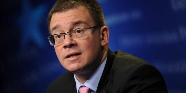 Birourile Permanente decid luni pocedura şi calendarul numirii lui Ungureanu la SIE