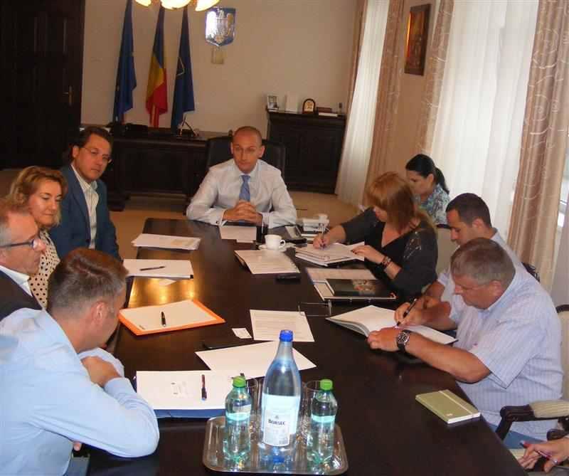 CJ Cluj contraatacă în disputa cu constructorul centrului de deşeuri. Contestă decizia CAD şi cere remedierea urgentă a lucrărilor neconforme