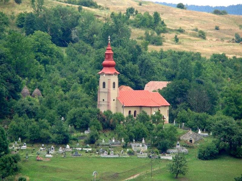 Balmoş, ceaun vânătoresc, şezătoare şi parada portului popular, la Ziua satului Morlaca