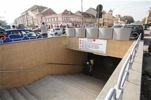 Pasajul din Piaţa Gării, WC public: 