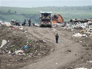 Inevitabilul s-a produs. A crescut preţul pentru ridicarea deşeurilor